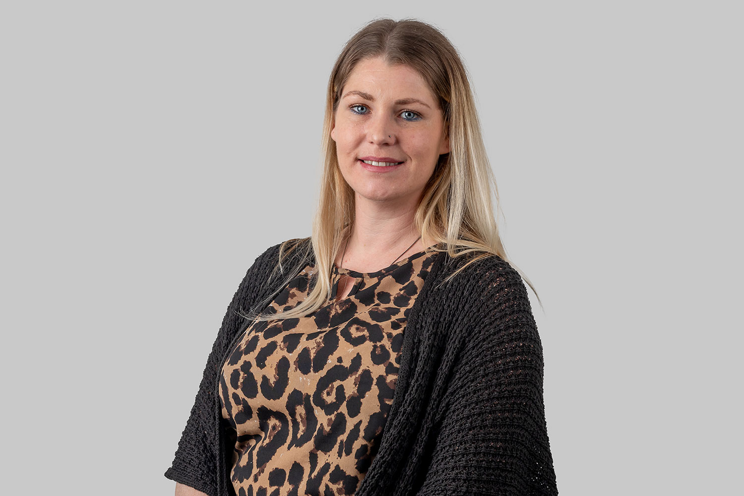 Headshot Kylie Dufty